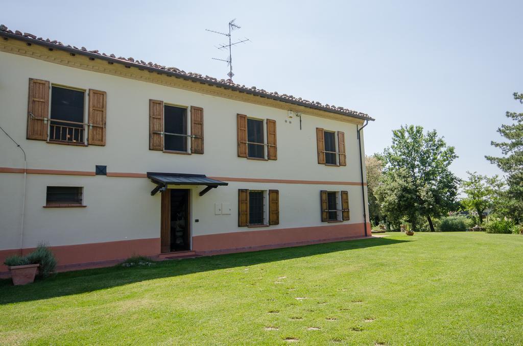 Agriturismo Ca'De'Gatti Faenza Bagian luar foto